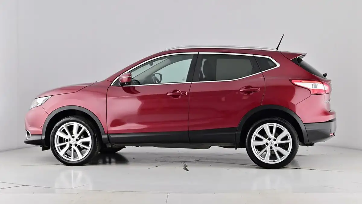 2017-nissan-qashqai-15dci-tekna-big-60