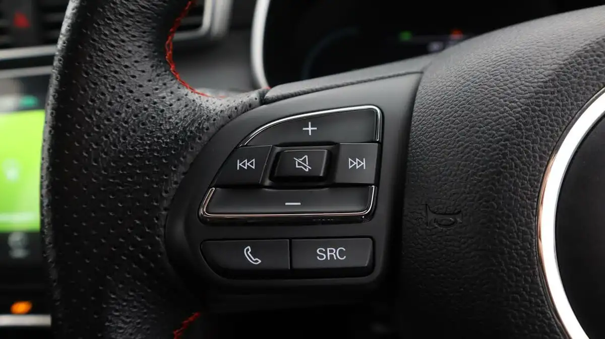 2021-mg-zs-suv-15-vti-tech-exclusive-big-23