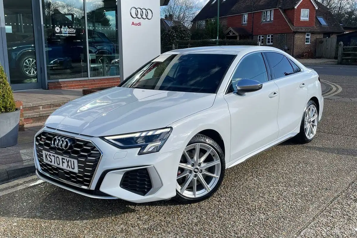 2020-audi-s3-20-tfsi-310ps-saloon-4d-big-19
