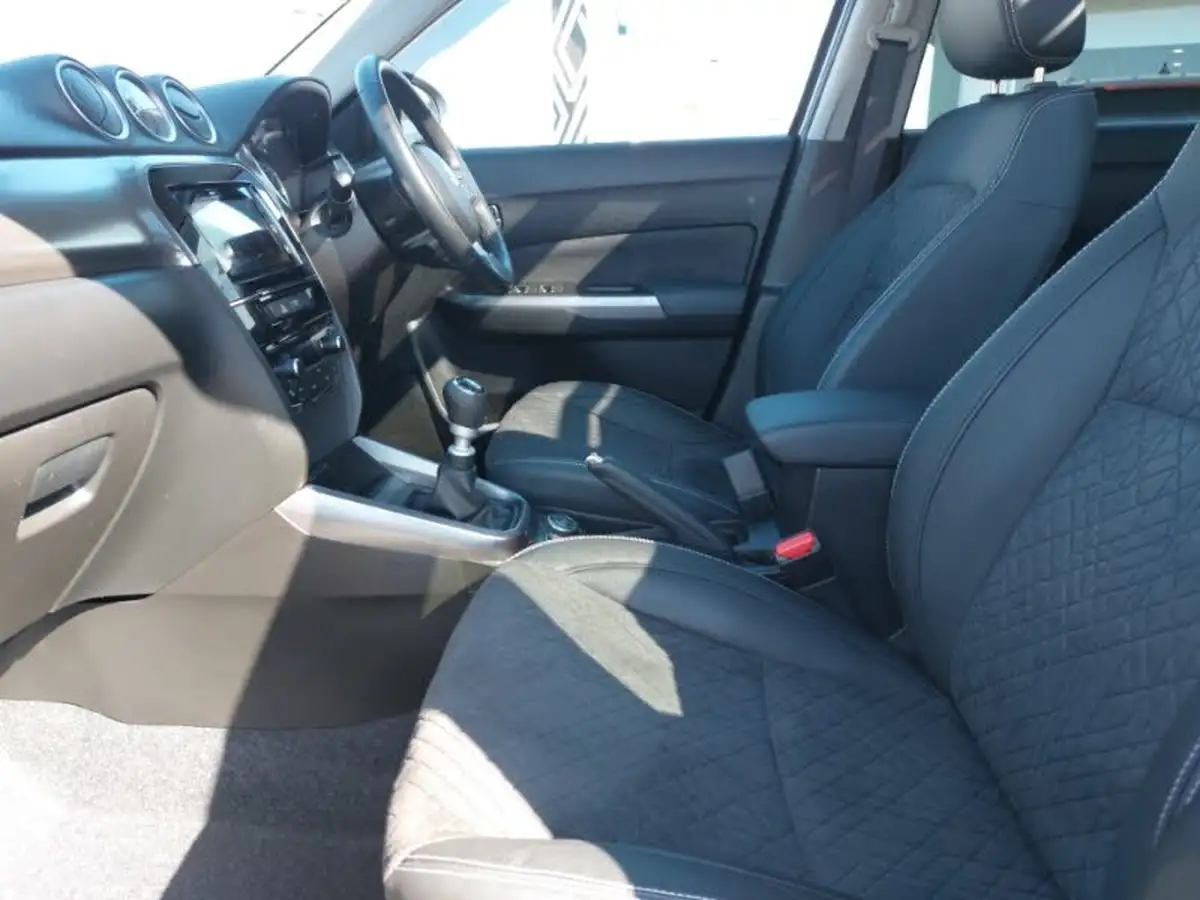 2020-suzuki-vitara-14-boosterjet-sz5-129ps-allgrip-mild-hybrid-big-4
