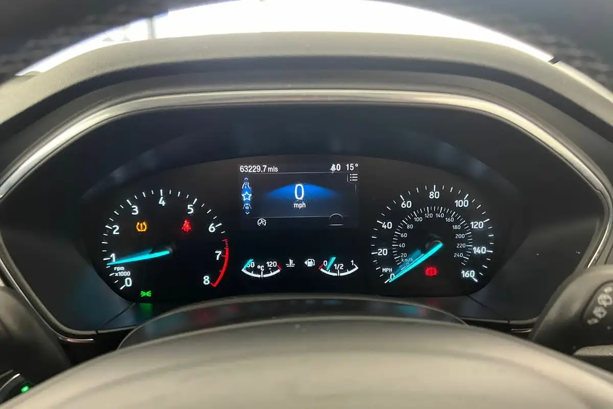 2019-ford-focus-10t-titanium-x-hatchback-big-6