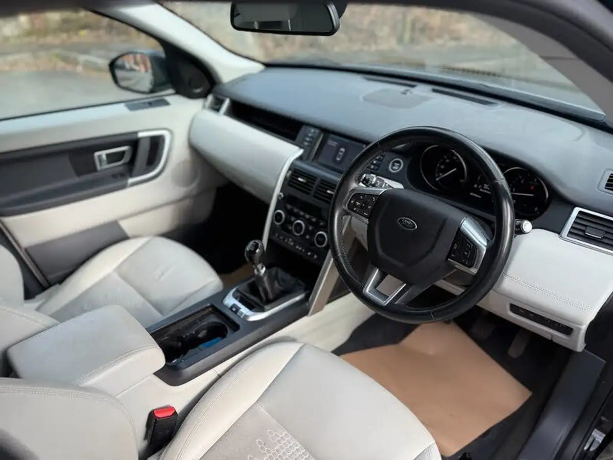 2017-land-rover-discovery-sport-20td4-se-tech-182ps-suv-big-7