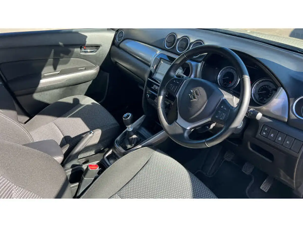 2020-suzuki-vitara-14-boosterjet-sz-t-129ps-mild-hybrid-big-10