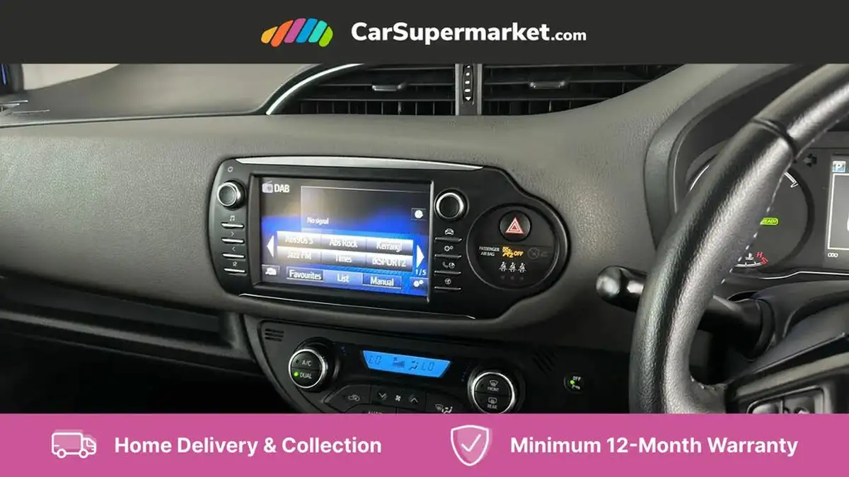 2017-toyota-yaris-15-vvt-i-icon-tech-98bhp-hybrid-1497cc-e-cvt-big-15