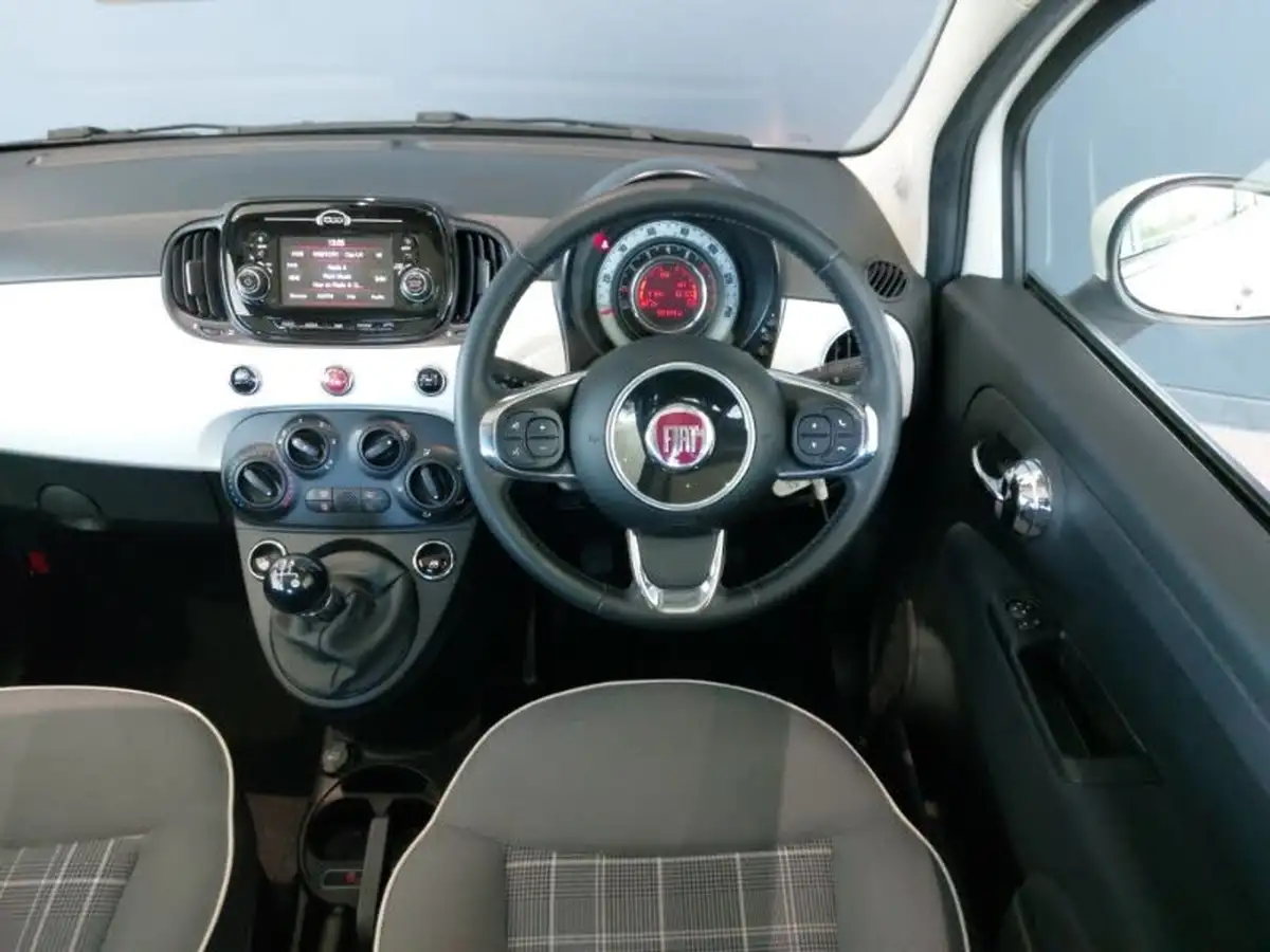 2018-fiat-500-12-lounge-big-6