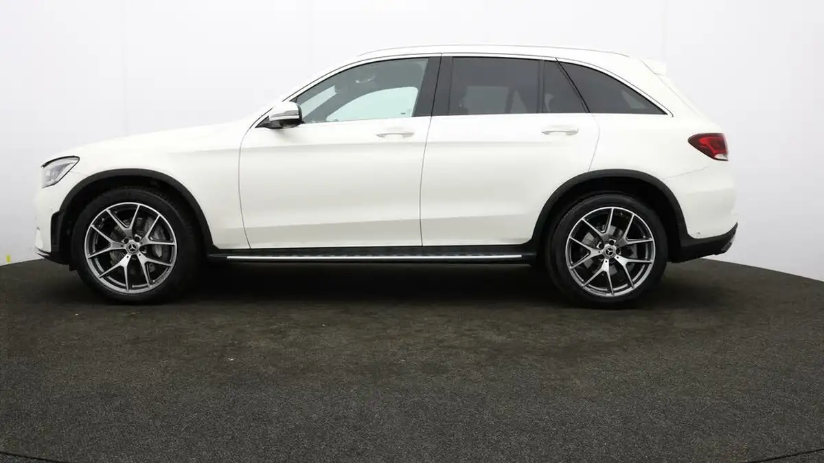 2022-mercedes-benz-glc-class-20d-glc300d-amg-line-premium-plus-245ps-station-wagon-5d-1950cc-big-62