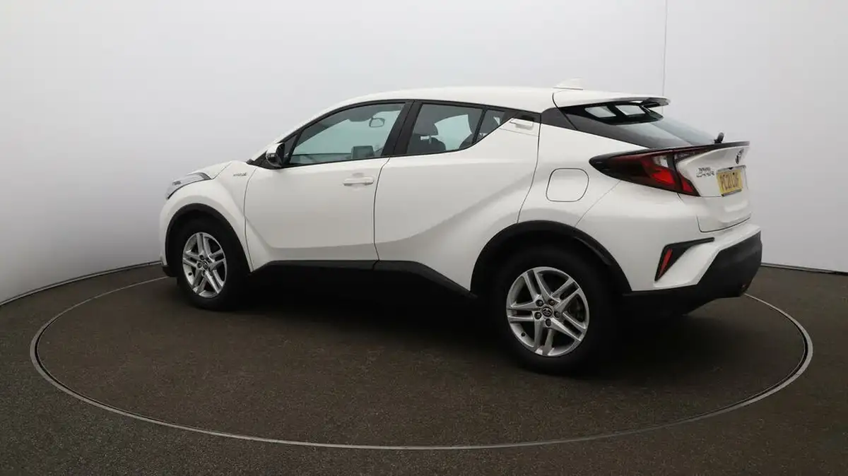 2021-toyota-c-hr-18-vvt-i-icon-big-27