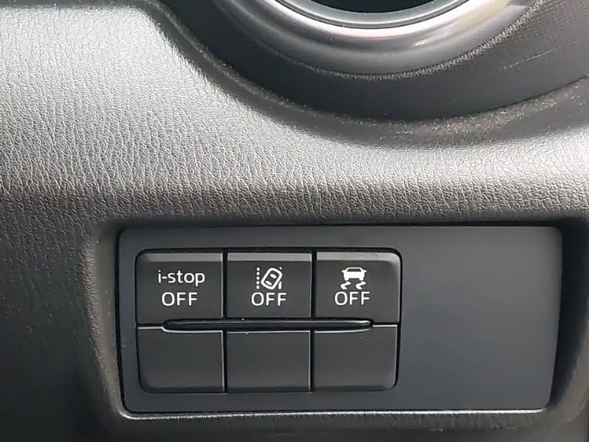 2021-mazda-mx-5-20-sport-tech-rf-big-16