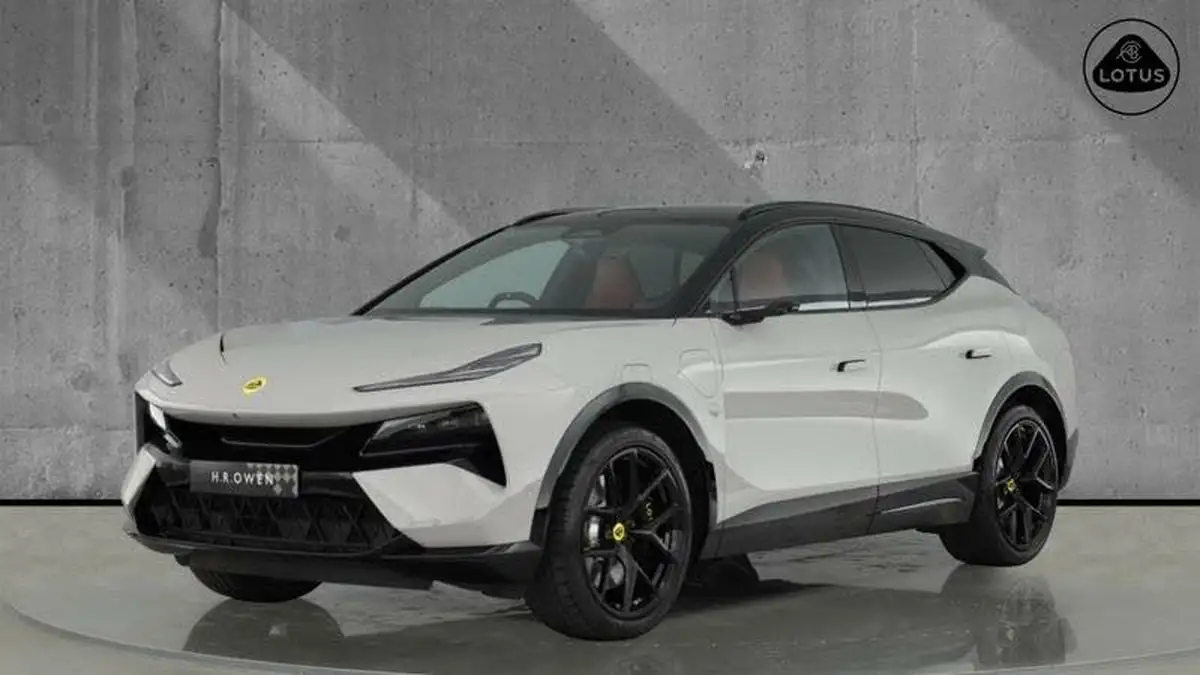 2023-lotus-eletre-e-s-big-20