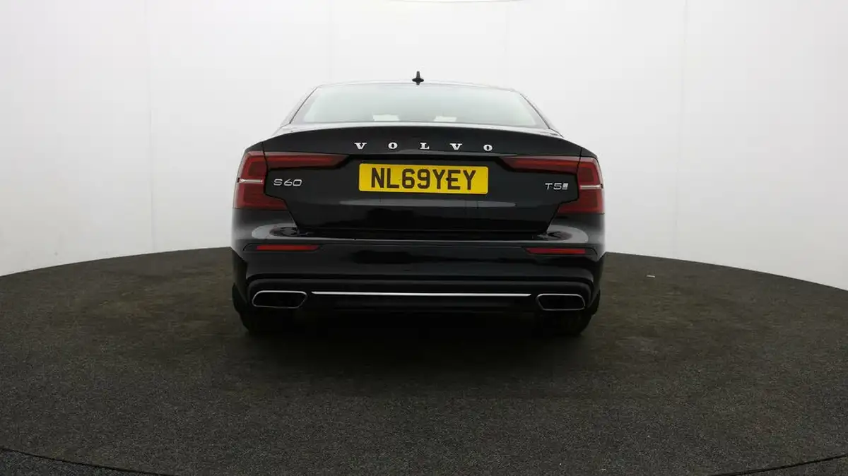 2019-volvo-s60-20-t5-inscription-plus-big-51
