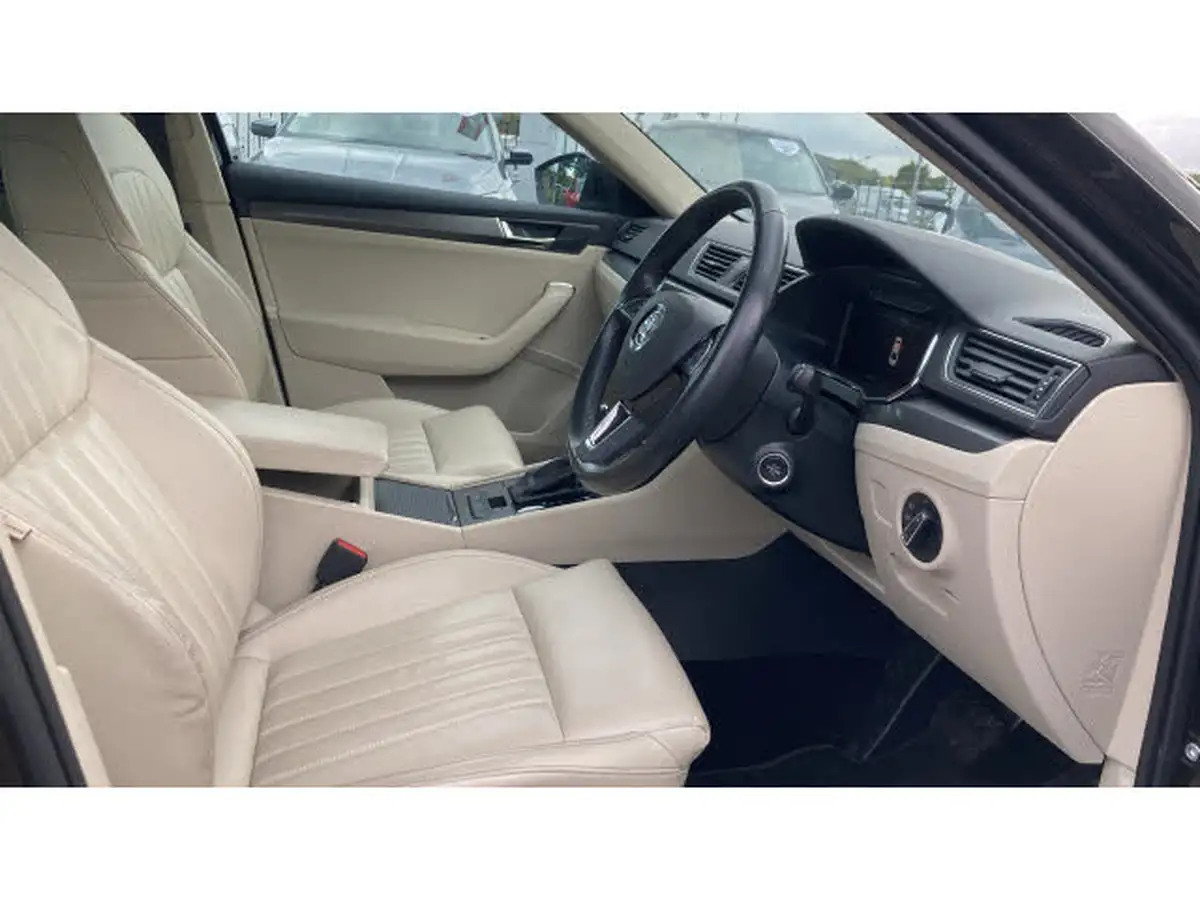 2020-skoda-superb-15-tsi-se-l-hatchback-dsg-big-14