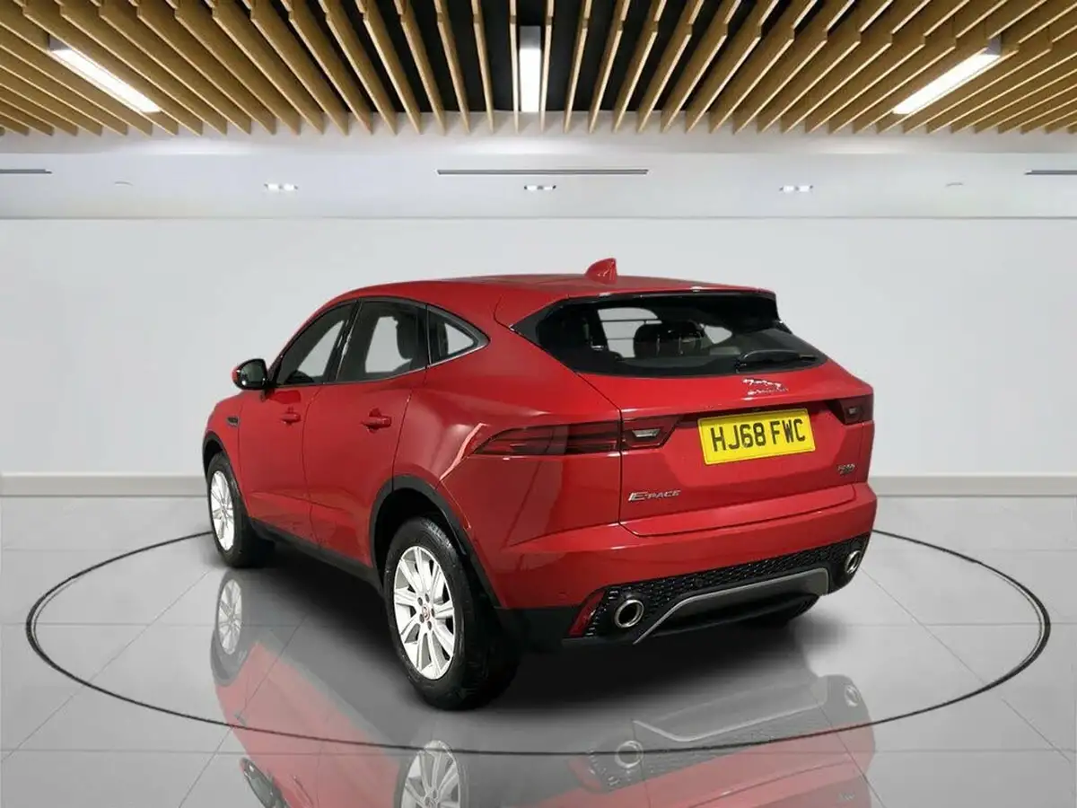 2018-jaguar-e-pace-20-i4-s-big-5