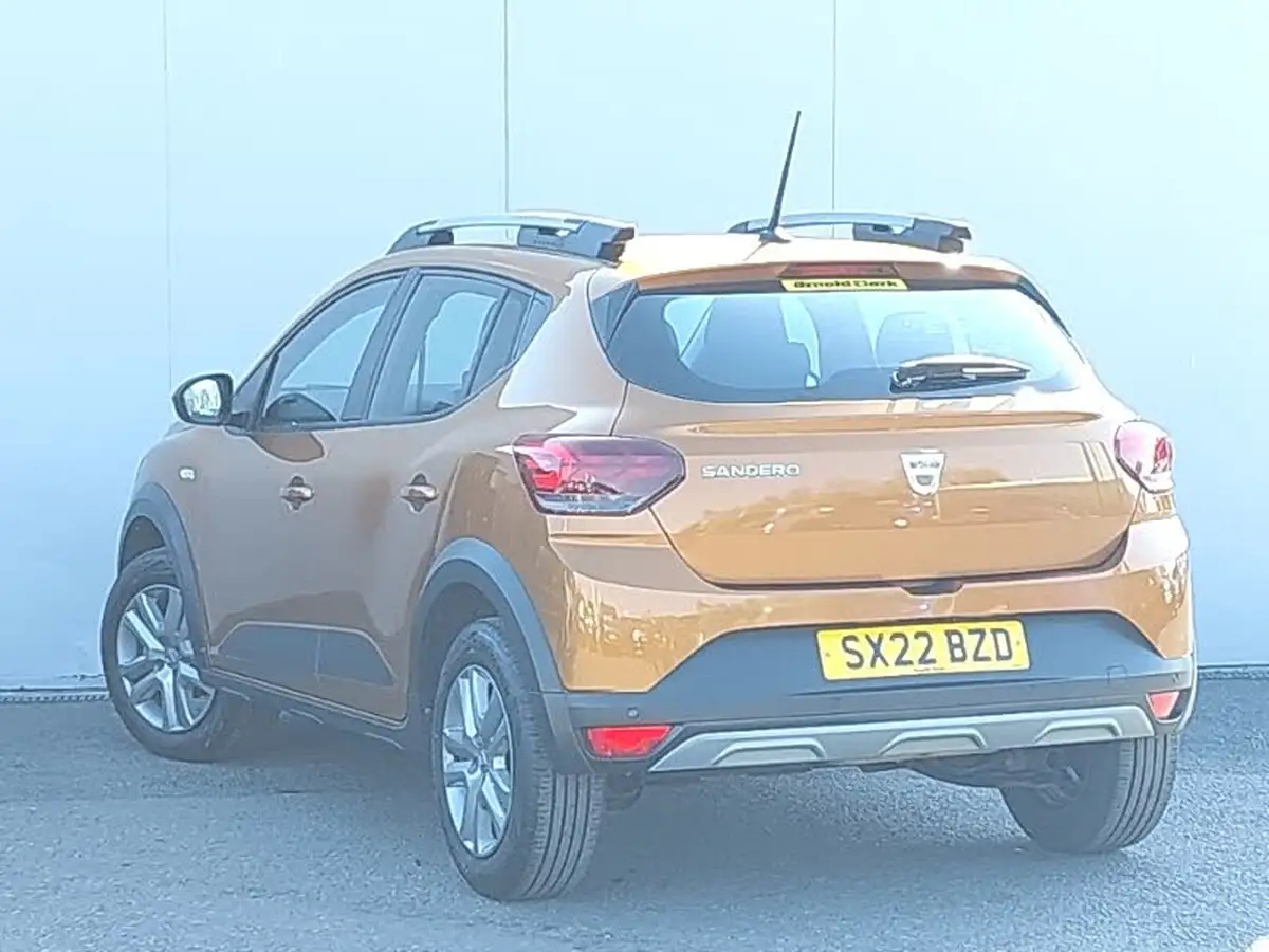 2022-dacia-sandero-stepway-10-tce-comfort-90bhp-big-1
