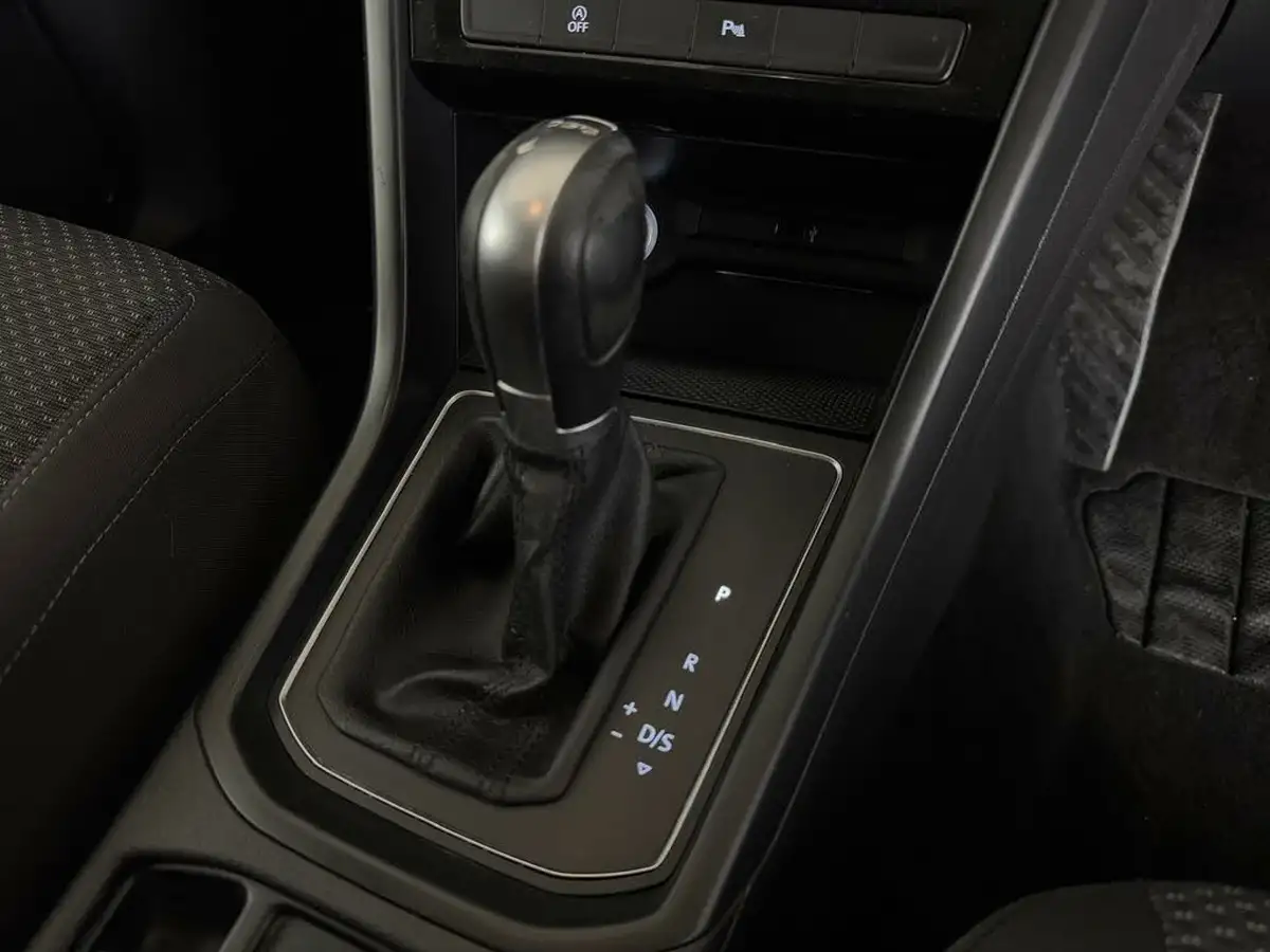 2019-volkswagen-touran-16tdi-se-dsg-big-30