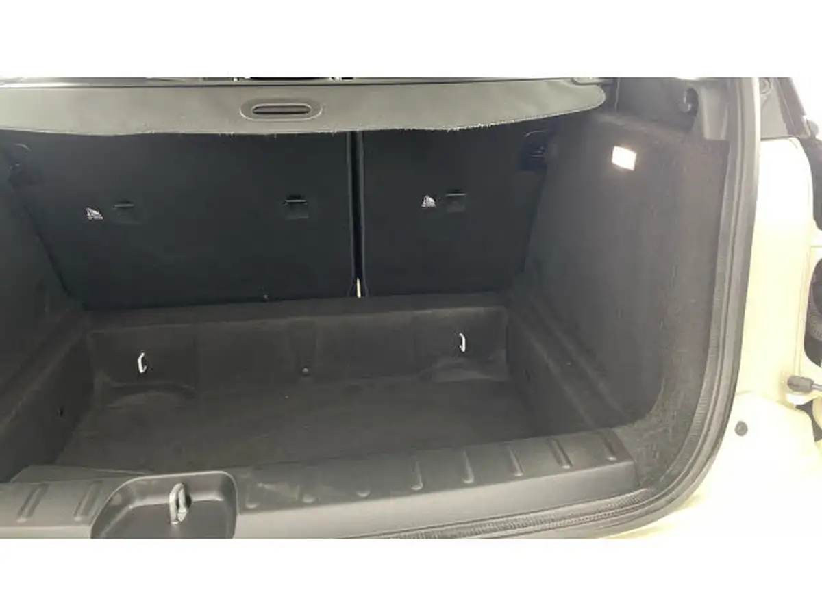 2020-mini-clubman-15-cooper-classic-big-35