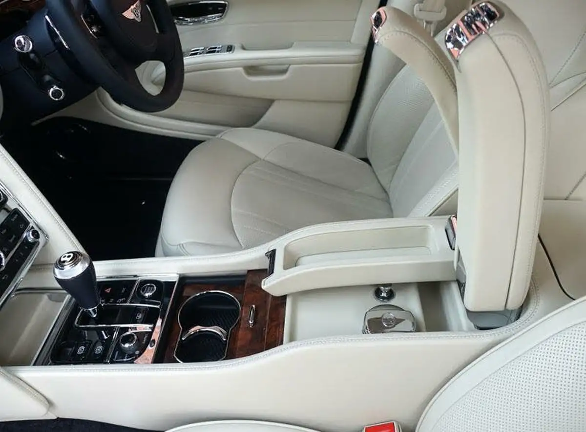2019-bentley-mulsanne-big-27