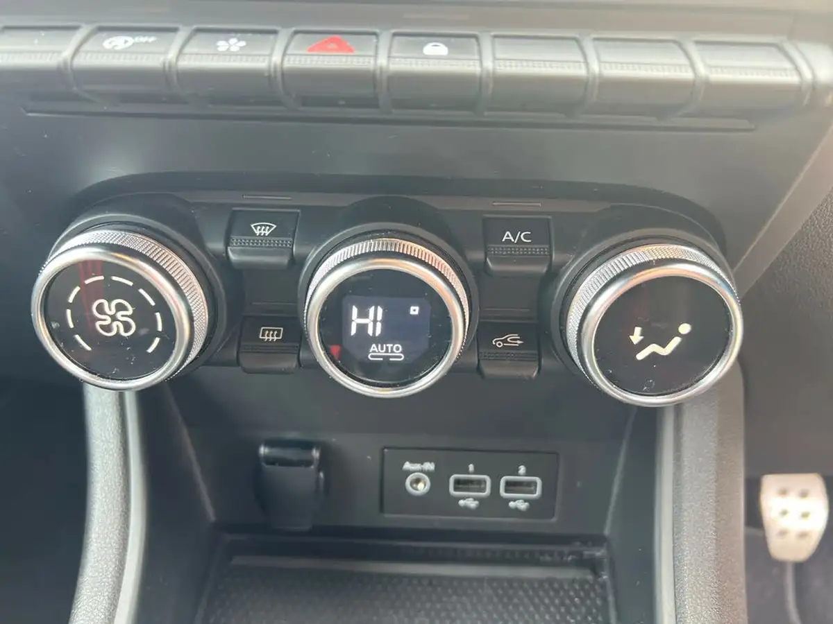 2022-renault-captur-13-tce-rs-line-big-24