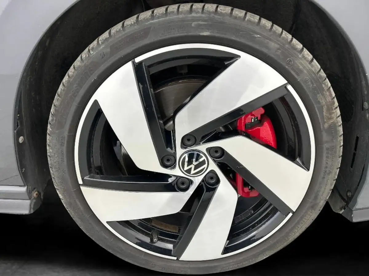 2022-volkswagen-golf-20-tsi-gti-dsg-big-10