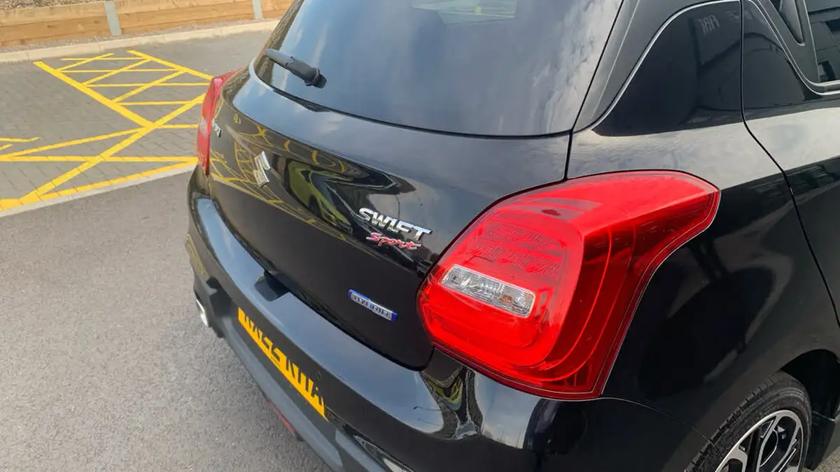 2021-suzuki-swift-14-boosterjet-sport-big-44
