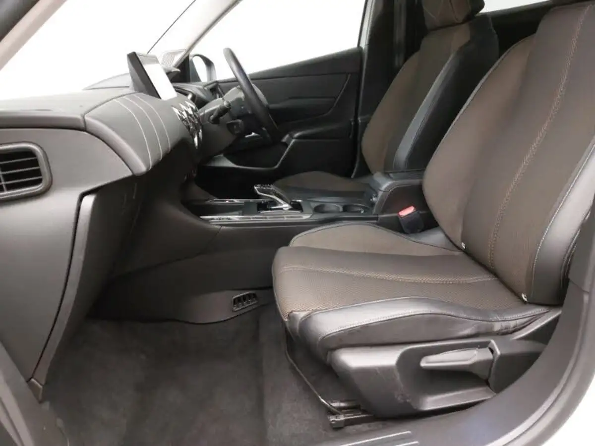 2022-ds-ds-3-crossback-e-tense-bastille-big-4
