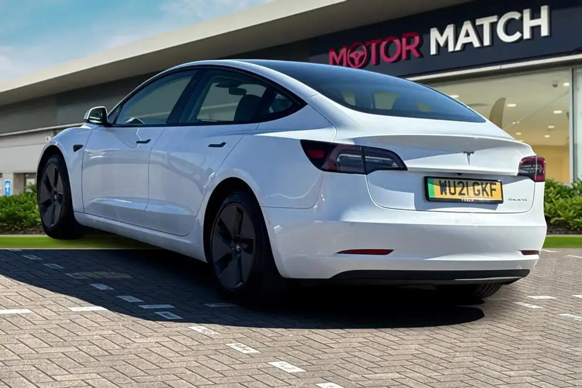 2021-tesla-model-3-e-long-range-4x4-big-1