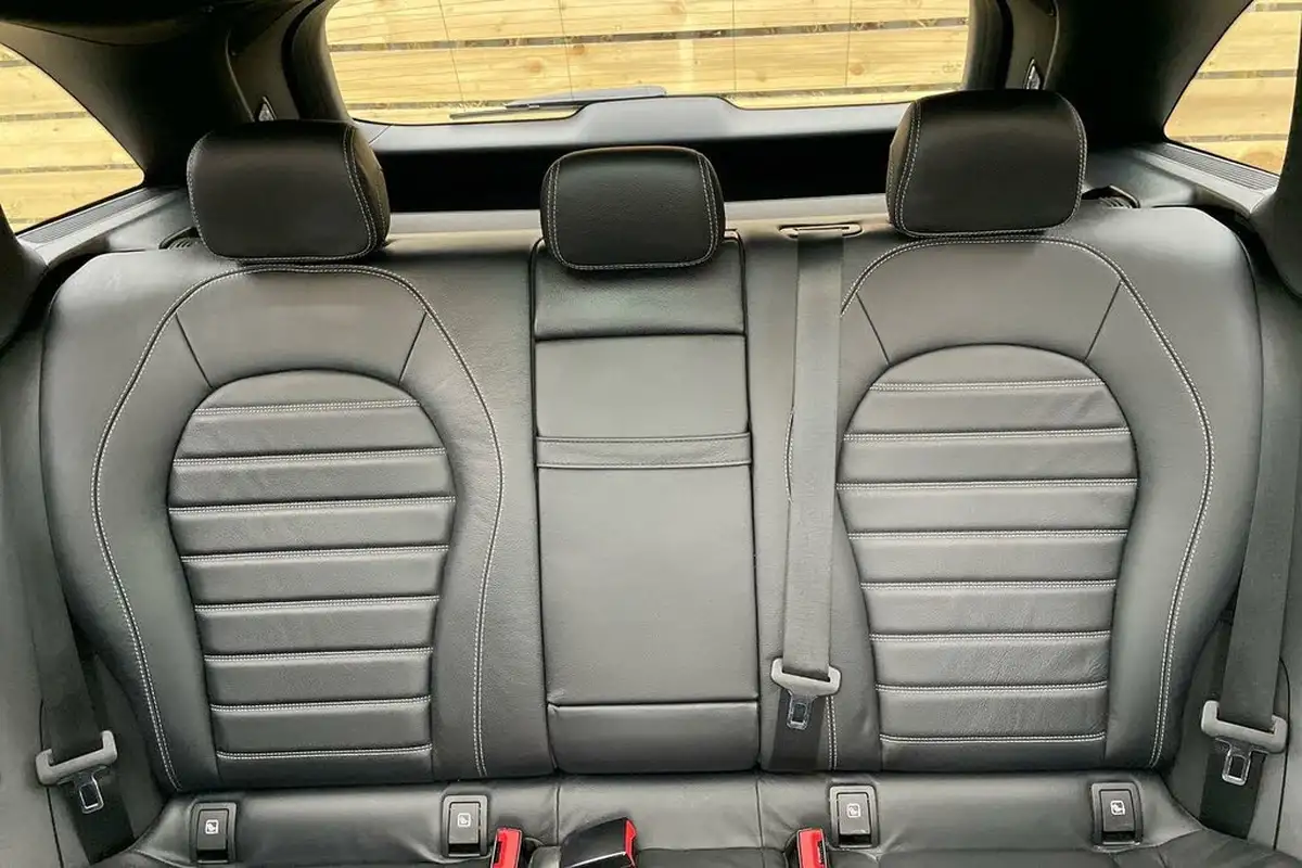 2020-mercedes-benz-glc-class-20d-glc300d-amg-line-premium-plus-station-wagon-5d-big-31