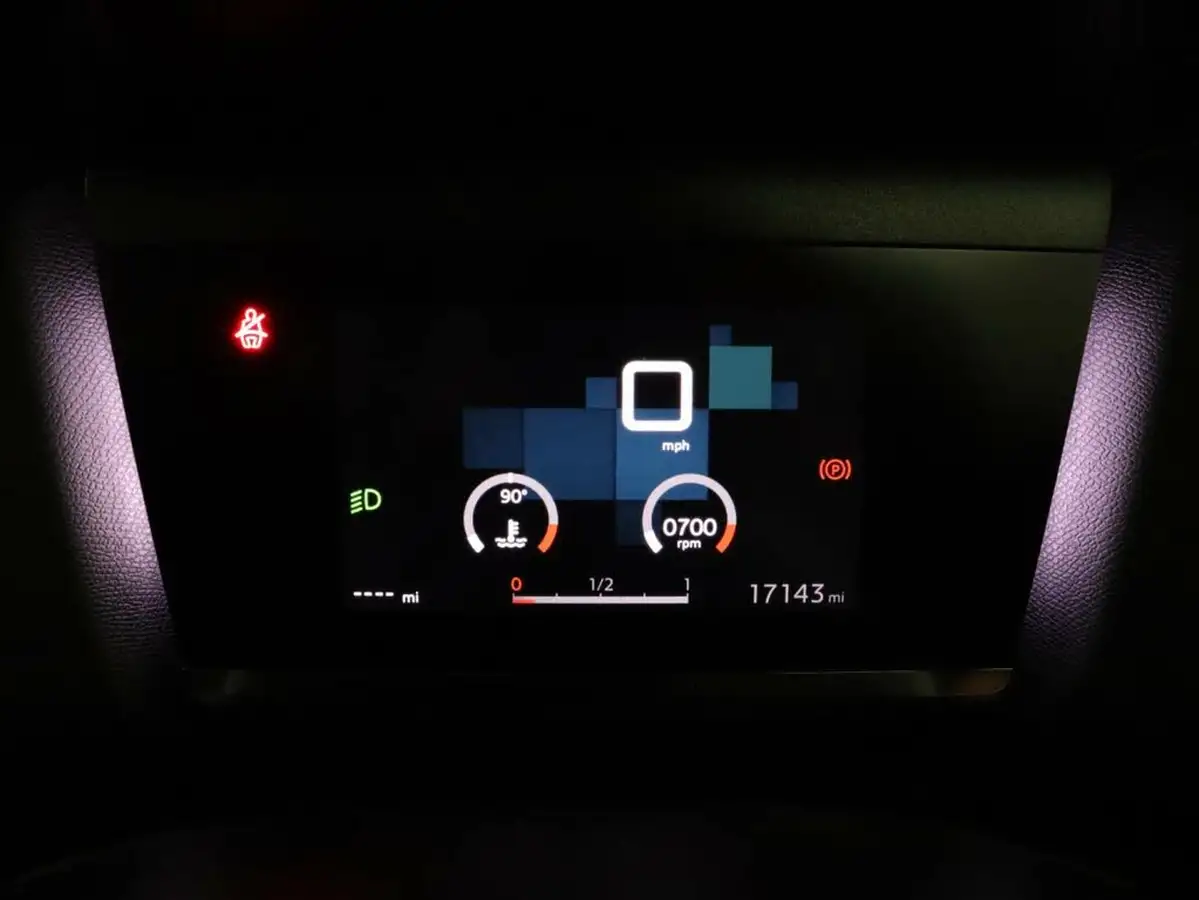 2022-citroen-c4-12-puretech-sense-plus-big-10