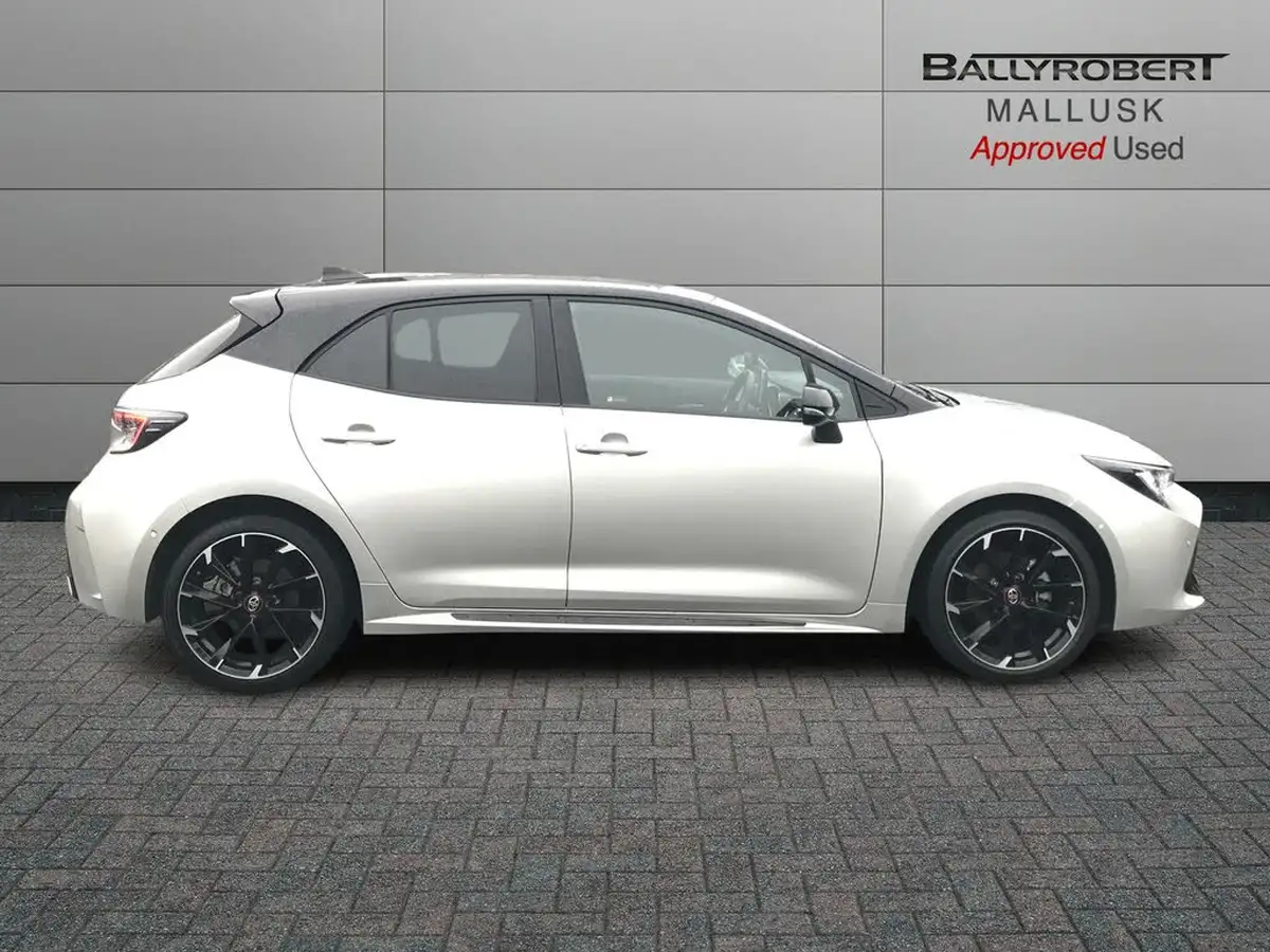 2022-toyota-corolla-18-vvt-i-gr-sport-120bhp-trk-hatchback-big-8