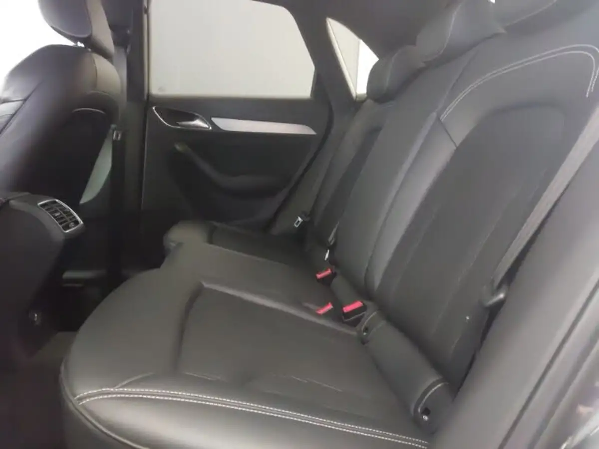 2016-audi-q3-20-tfsi-quattro-s-line-navigation-big-5
