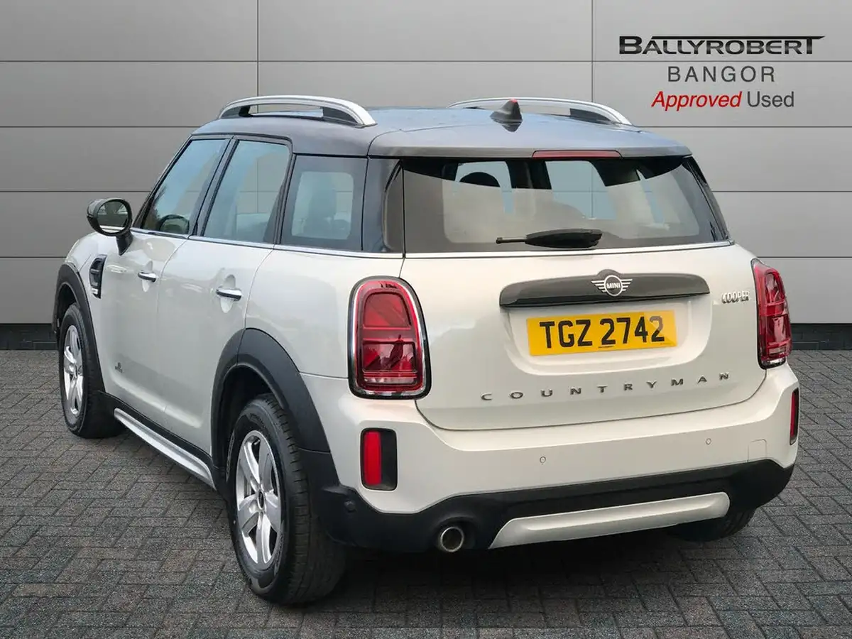2021-mini-countryman-15-cooper-classic-all4-auto-big-6