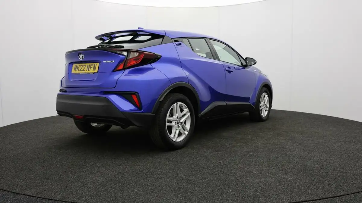 2022-toyota-c-hr-18-vvt-i-icon-big-78