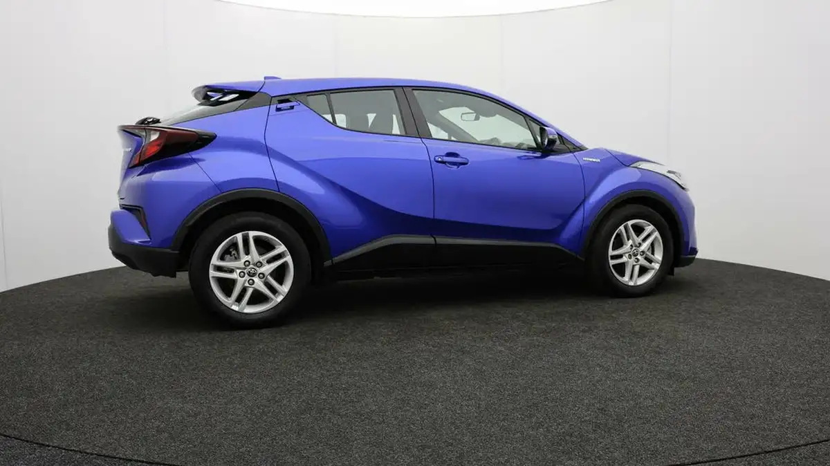 2022-toyota-c-hr-18-vvt-i-icon-big-30