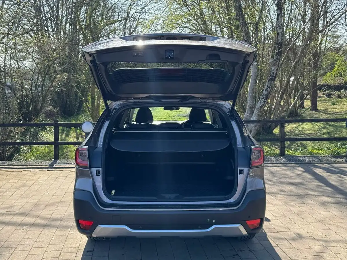 2024-subaru-outback-25i-touring-big-6