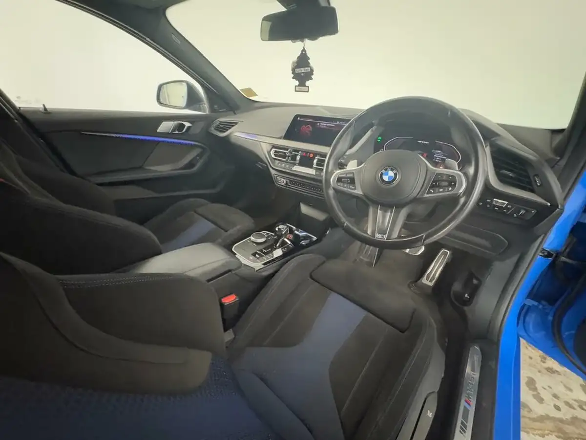 2021-bmw-1-series-20-m135i-xdrive-big-25