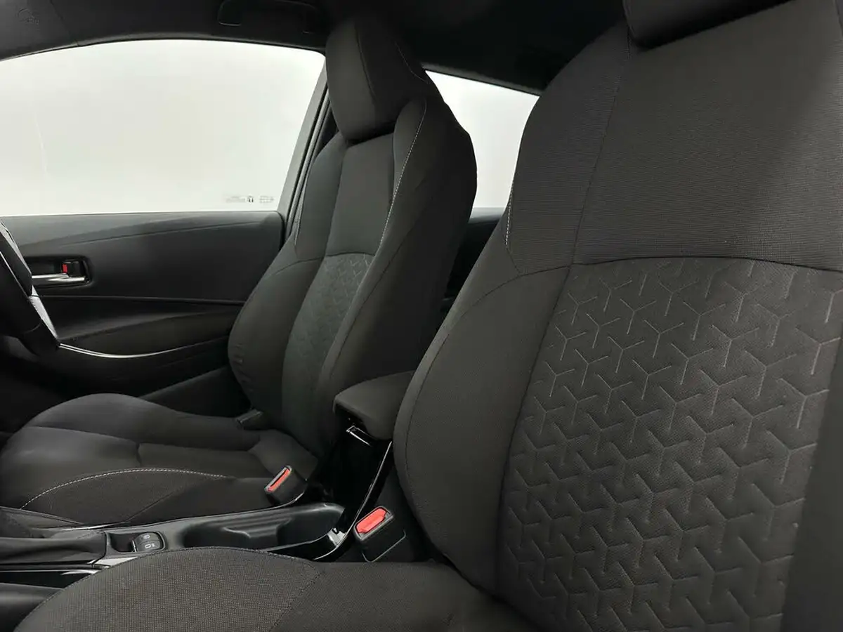 2021-toyota-corolla-20-vvt-i-icon-tech-touring-sports-big-31