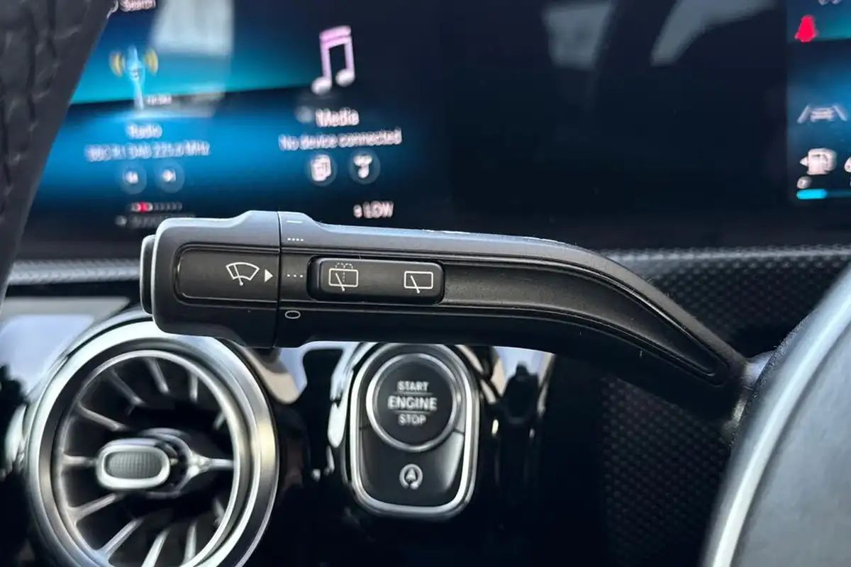 2022-mercedes-benz-a-class-13-a180-amg-line-executive-edition-hatchback-5d-7g-dct-big-29