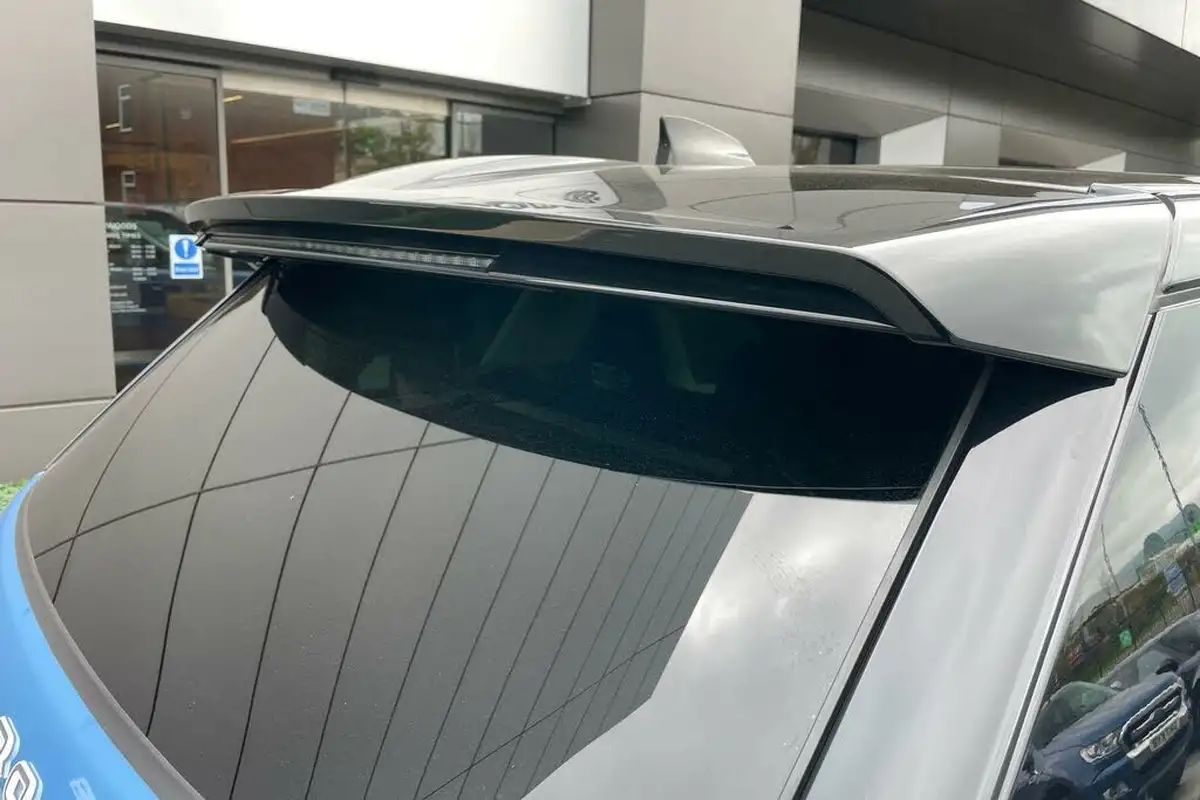 2022-land-rover-range-rover-sport-50-v8-p575-svr-big-24