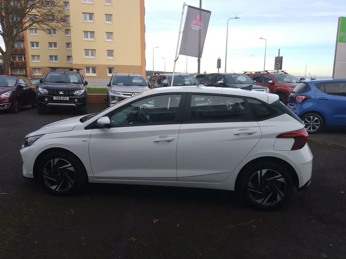 2021-hyundai-i20-10-t-gdi-se-connect-eclutch-imt-big-8
