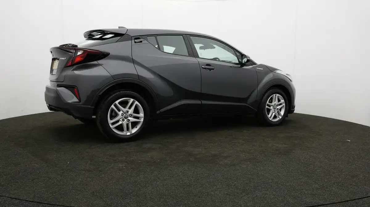 2021-toyota-c-hr-18-vvt-i-icon-big-28