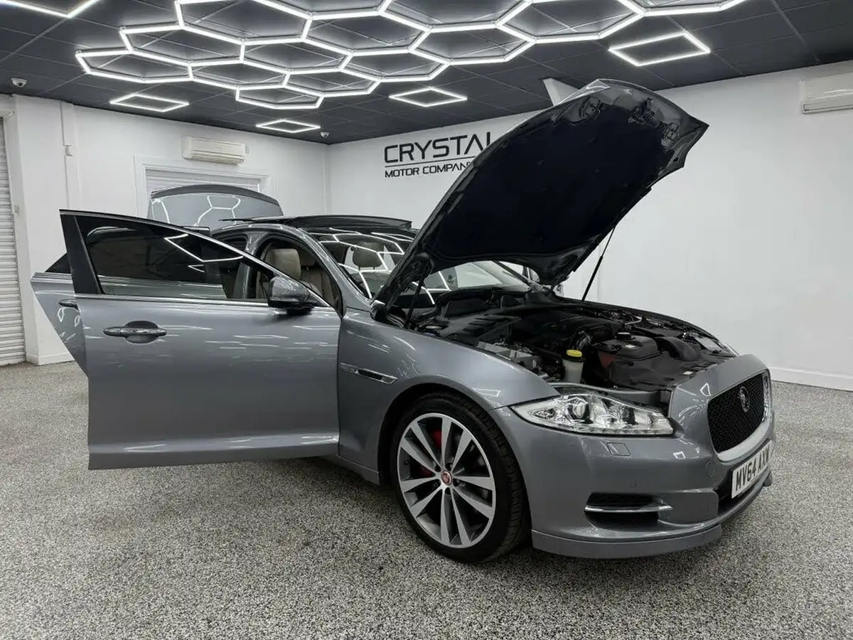 2014-jaguar-xj-series-30td-xj-portfolio-swb-auto-big-8