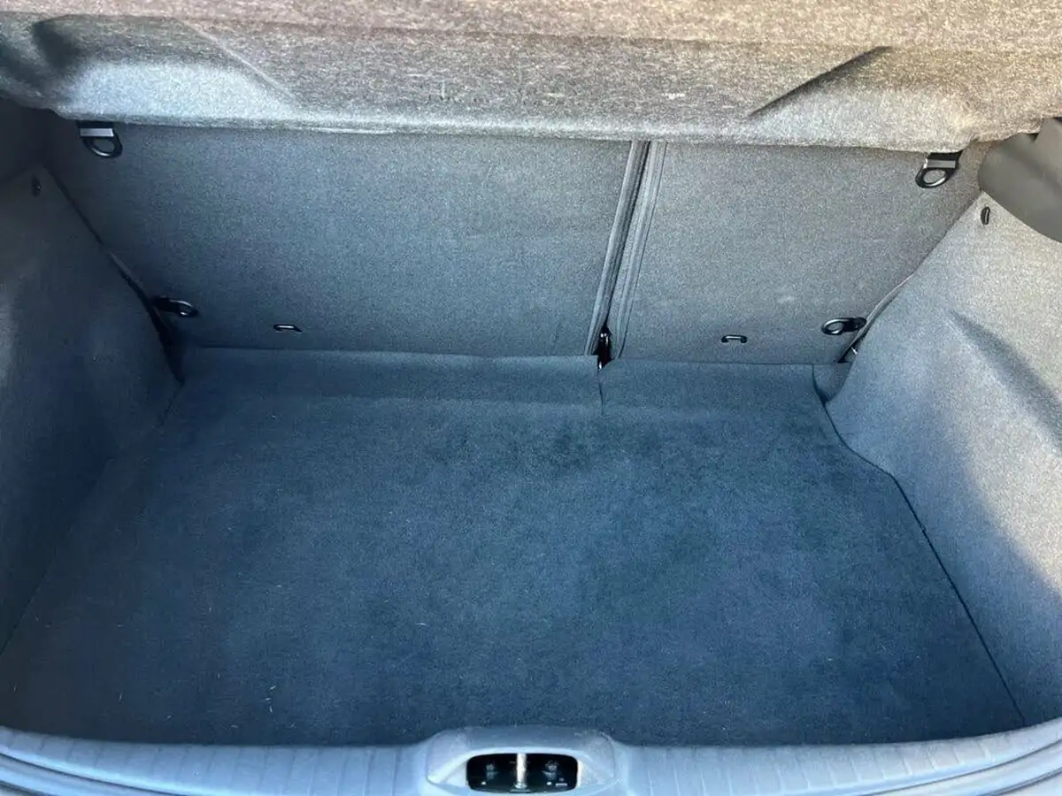 2019-peugeot-208-15-bluehdi-tech-edition-big-16
