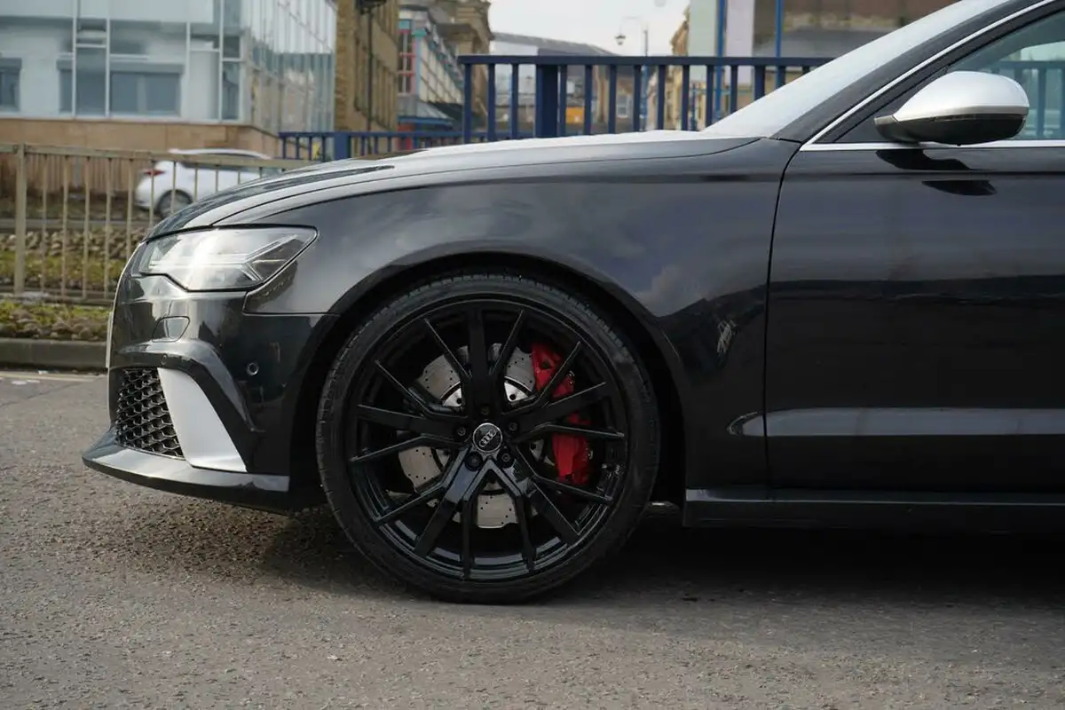 2017-audi-rs6-avant-40-tfsi-quattro-performance-big-9