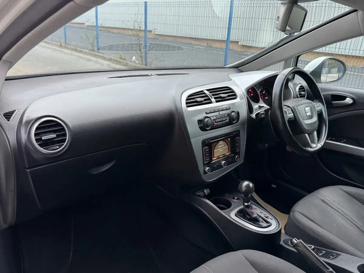 2011-seat-leon-16td-se-copa-cr-105ps-dsg-big-17