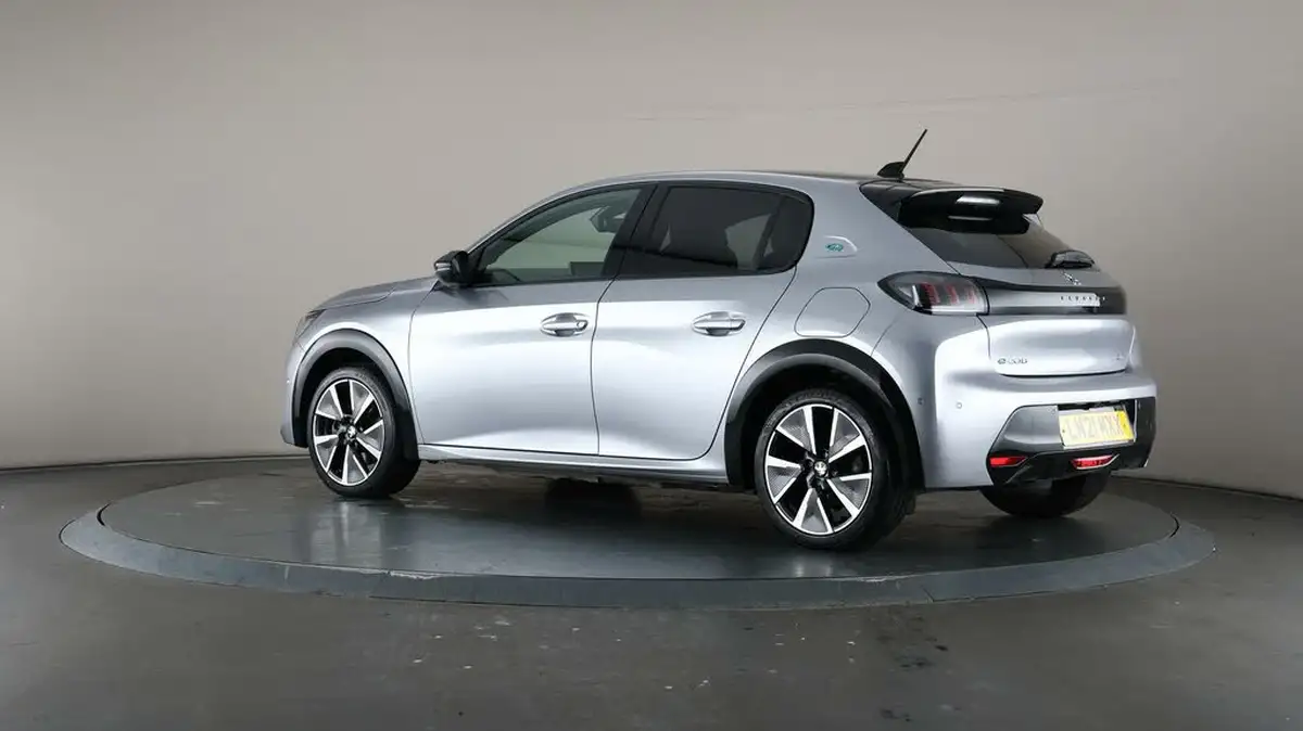 2021-peugeot-208-e-gt-50kwh-big-68