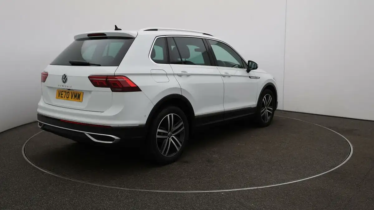2021-volkswagen-tiguan-15-tsi-elegance-big-48