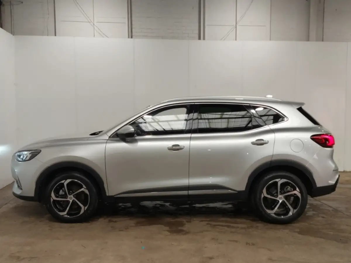 2020-volvo-xc60-20-b5-r-design-awd-big-3