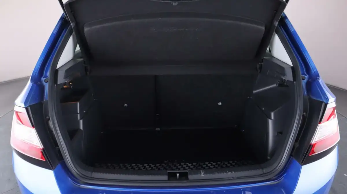 2018-skoda-fabia-10-tsi-colour-edition-big-16