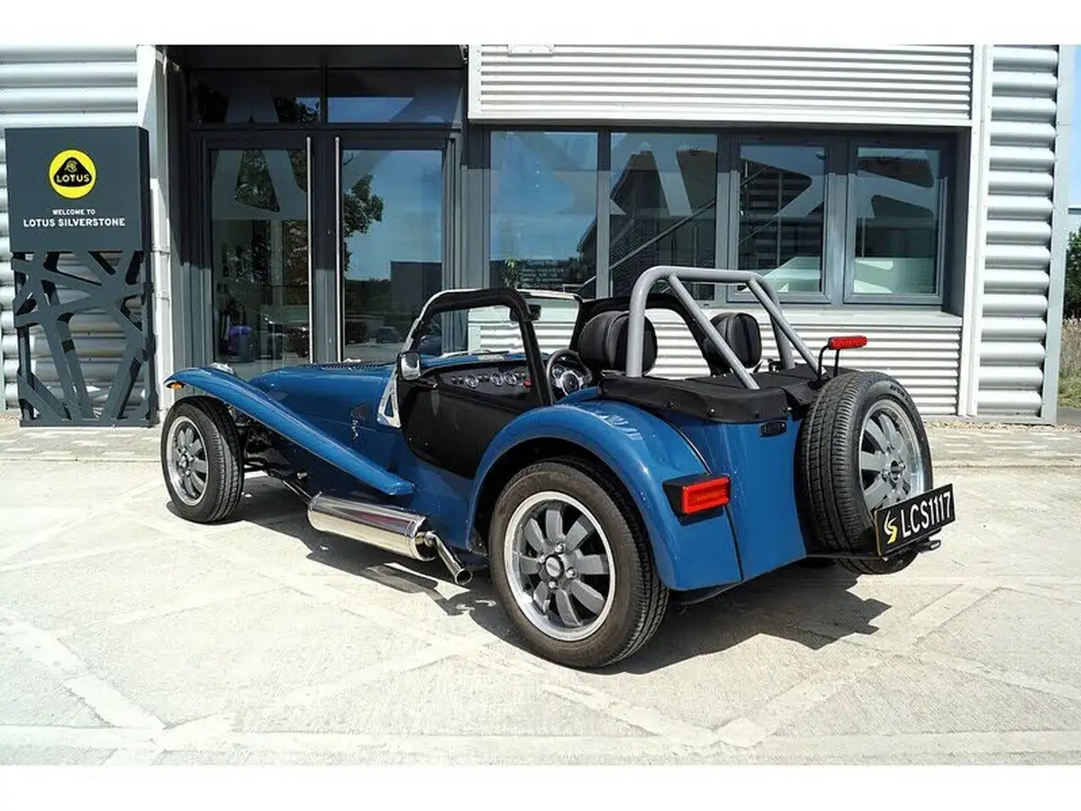 2023-caterham-seven-big-2