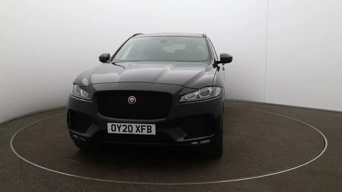 2020-jaguar-f-pace-20-i4d-chequered-flag-240ps-big-32