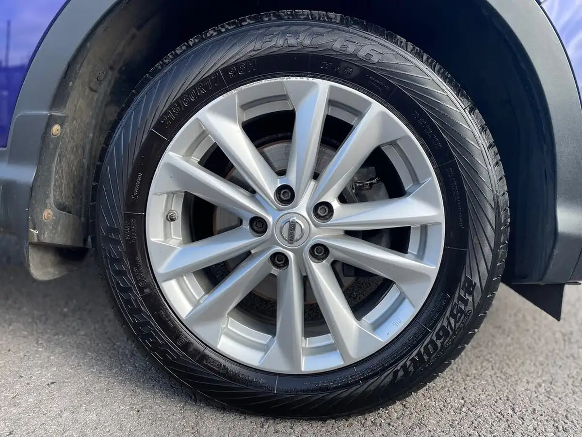 2015-nissan-qashqai-15dci-acenta-big-16